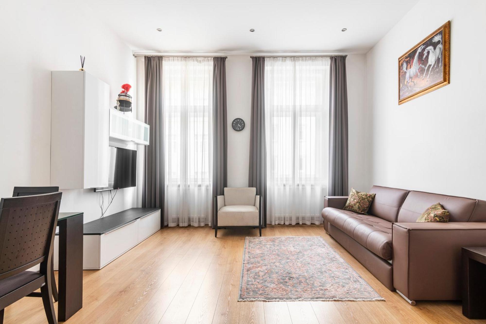 Riverside Palace Apartament