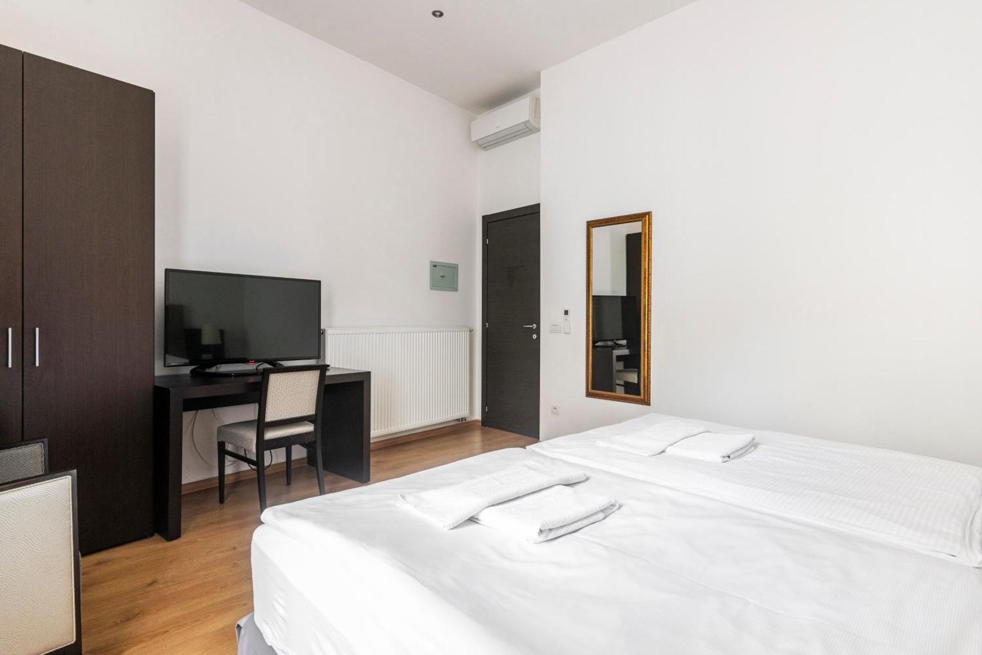 Riverside Palace Apartament *