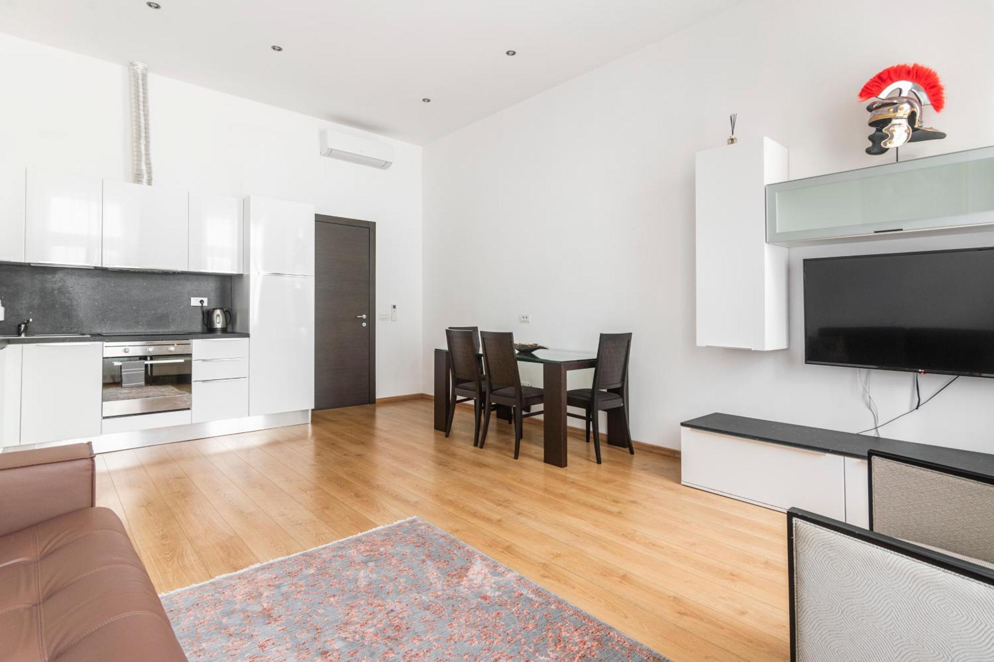 Riverside Palace Apartament